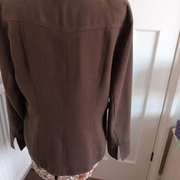 Used Ladies Long Sleeve Shirt/Jacket size 14 - Picture 2 of 3